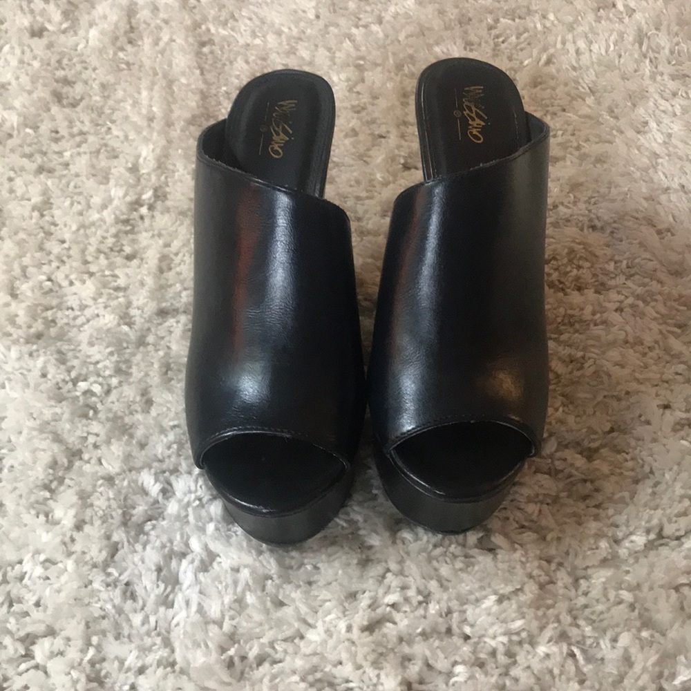 Black Leather Heel Mules